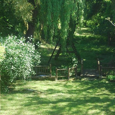 Au Son De L Angelus Bed & Breakfast Moncrabeau ภายนอก รูปภาพ