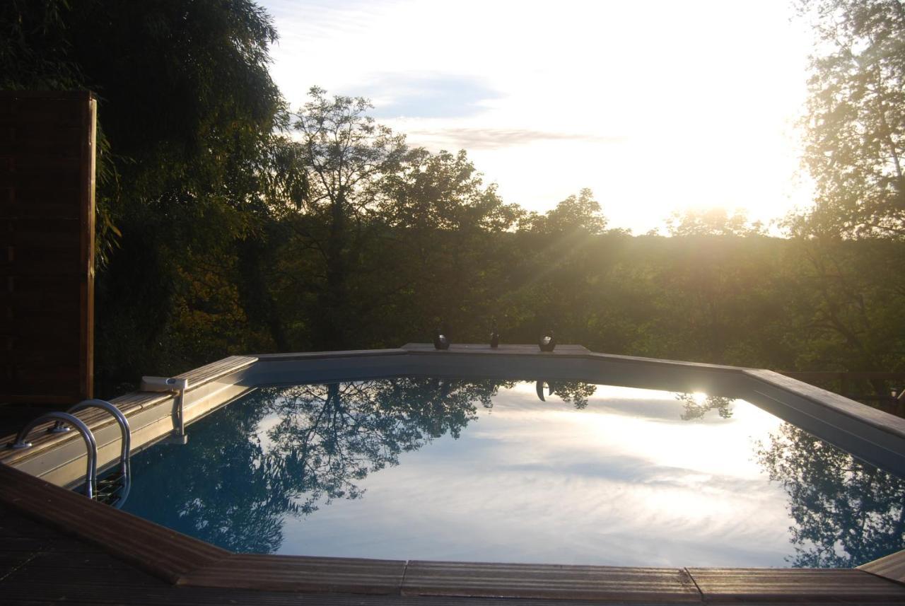 Au Son De L Angelus Bed & Breakfast Moncrabeau ภายนอก รูปภาพ