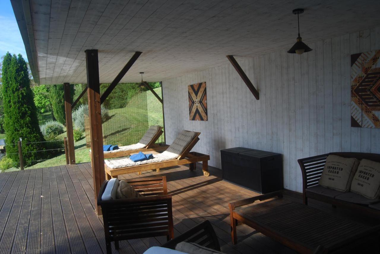 Au Son De L Angelus Bed & Breakfast Moncrabeau ภายนอก รูปภาพ