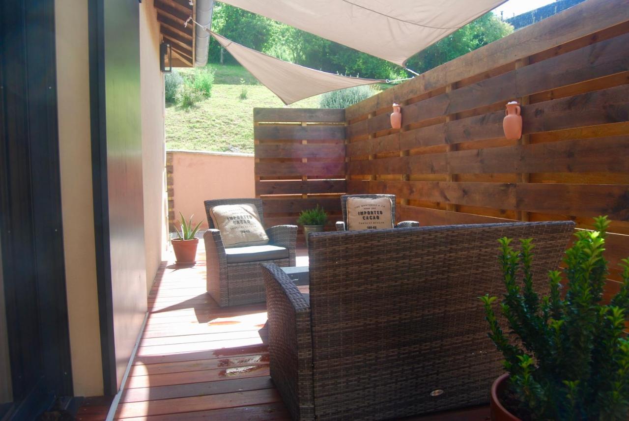 Au Son De L Angelus Bed & Breakfast Moncrabeau ภายนอก รูปภาพ